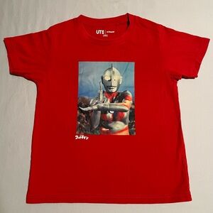 Size 5 / 6 Uniqlo Ultraman Graphic Tee Red T Shirt Rare Ultra Man short sleeve